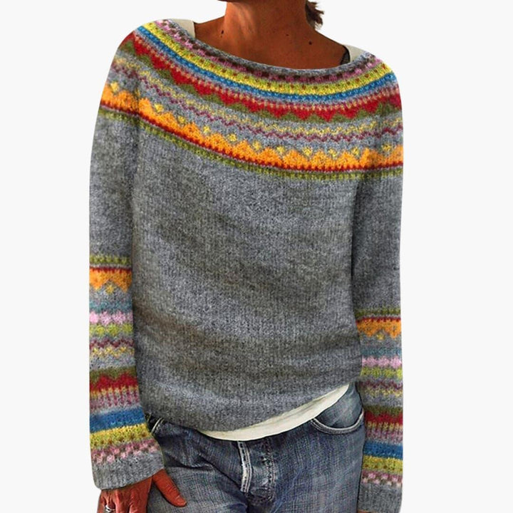 Women’s knit sweater with round neck pattern