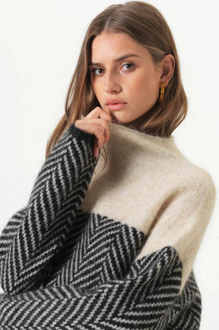 Women's Herringbone Knit Sweater