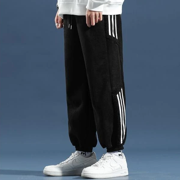 Casual Fleece-Lined Relaxed Fit Joggers for Stylish Streetwear